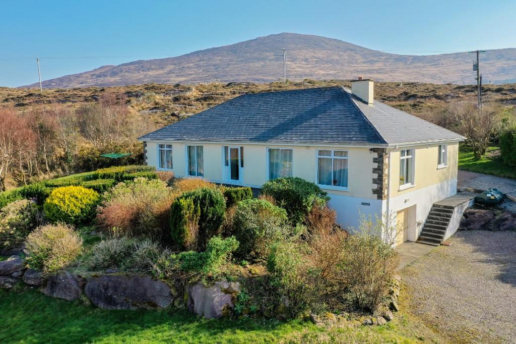 4 bedroom detached house for sale in Kenmare, Kerry, Ireland