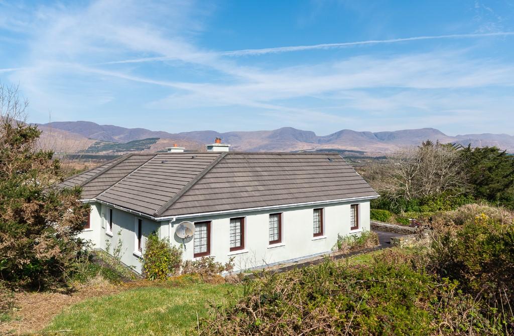 3 bedroom detached house for sale in Sneem, Kerry, Ireland