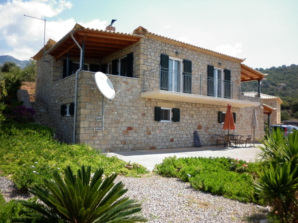 4 bedroom detached house for sale in Mani, Peloponnese, Greece