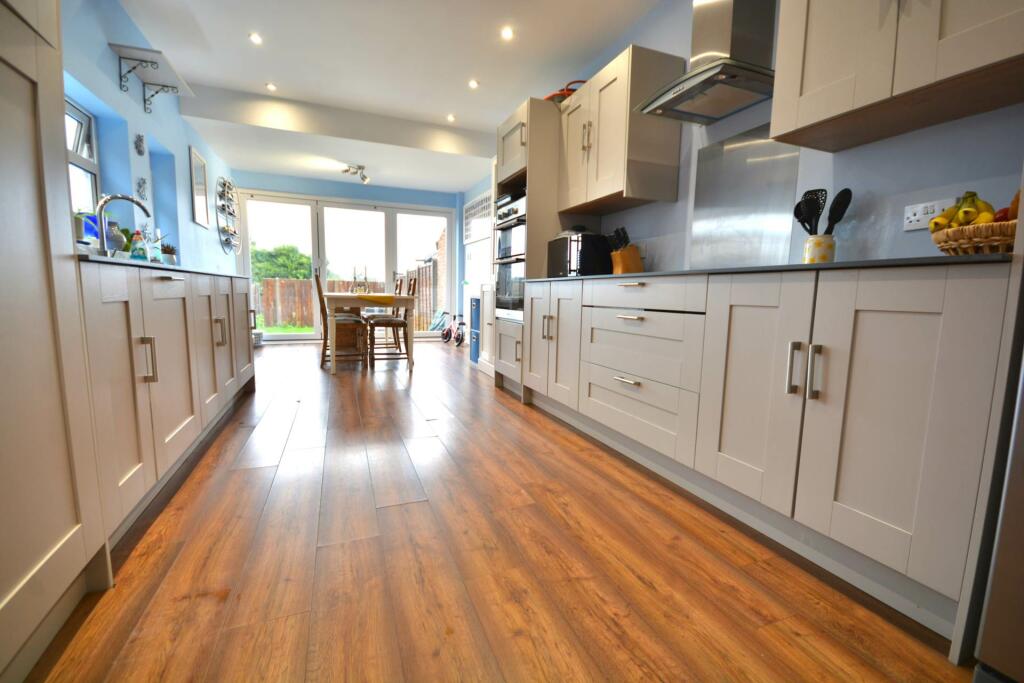 Additional property image - Clifton Road, Rugby Town Centre