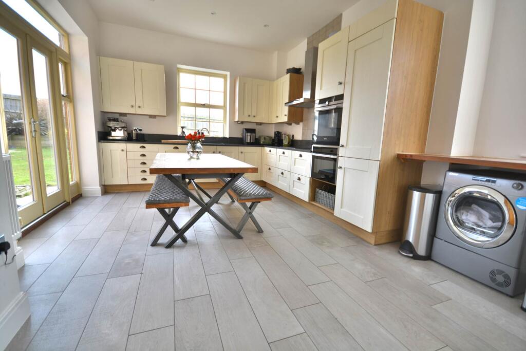 Additional property image - Warre Close, Coton House Country Estate