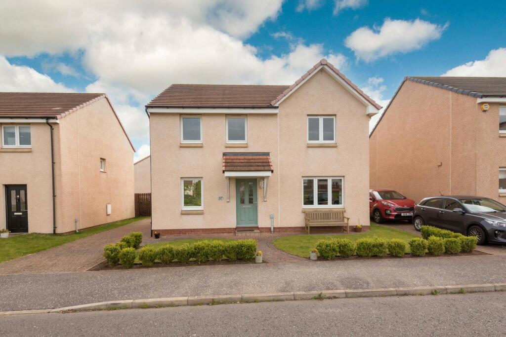 4 bedroom detached house for sale in 37 Meikle Park Road, Dunbar, East