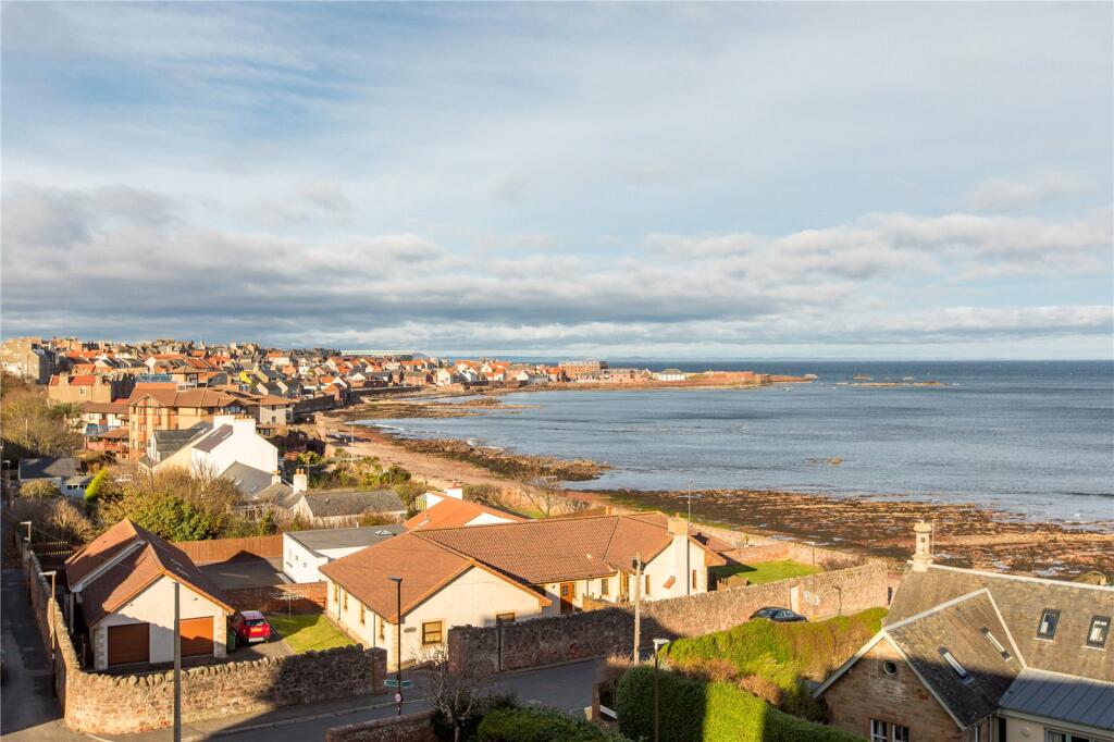 Main image of property: 19 Roxburghe Lodge Wynd, Dunbar, East Lothian, EH42 1LP