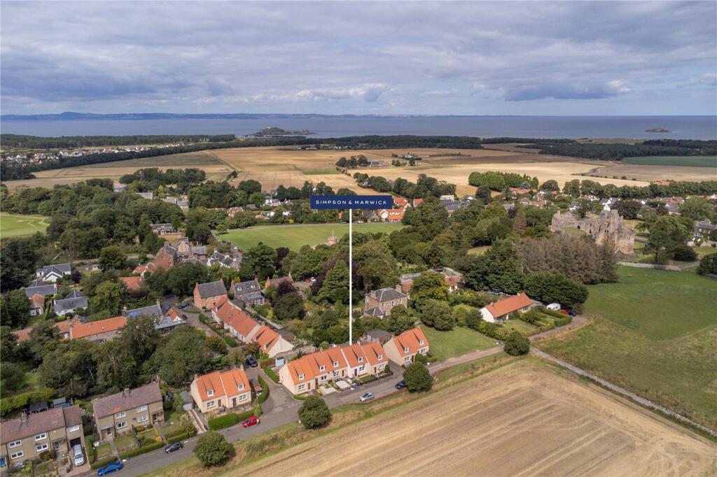 Main image of property: 15 Maxwell Road, Dirleton, East Lothian, EH39 5EY