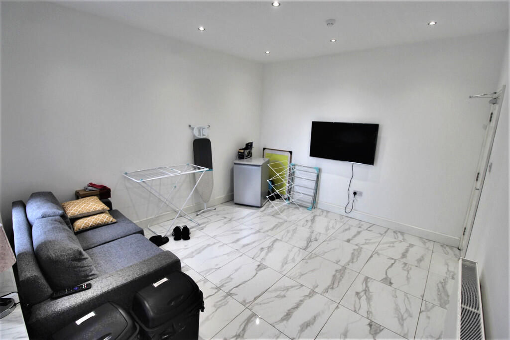 Additional property image - Beaconsfield Road, Coventry, CV2 4AR