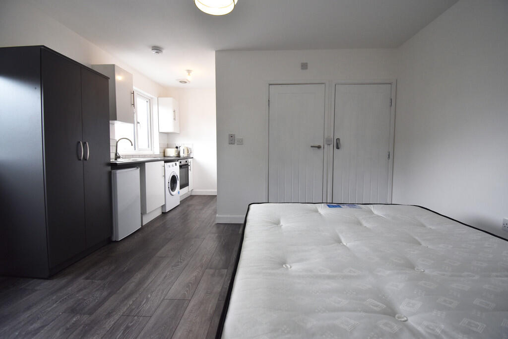 Main image of property: Daventry Road, Coventry, CV3 5HD