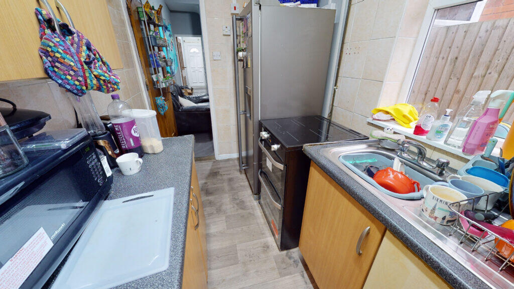 Main image of property: 37 Winnie Road, Selly Oak, B29 6JU