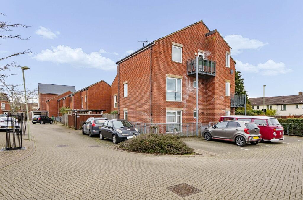 1 bedroom apartment for sale in Benouville Close, Cowley, East Oxford, OX4