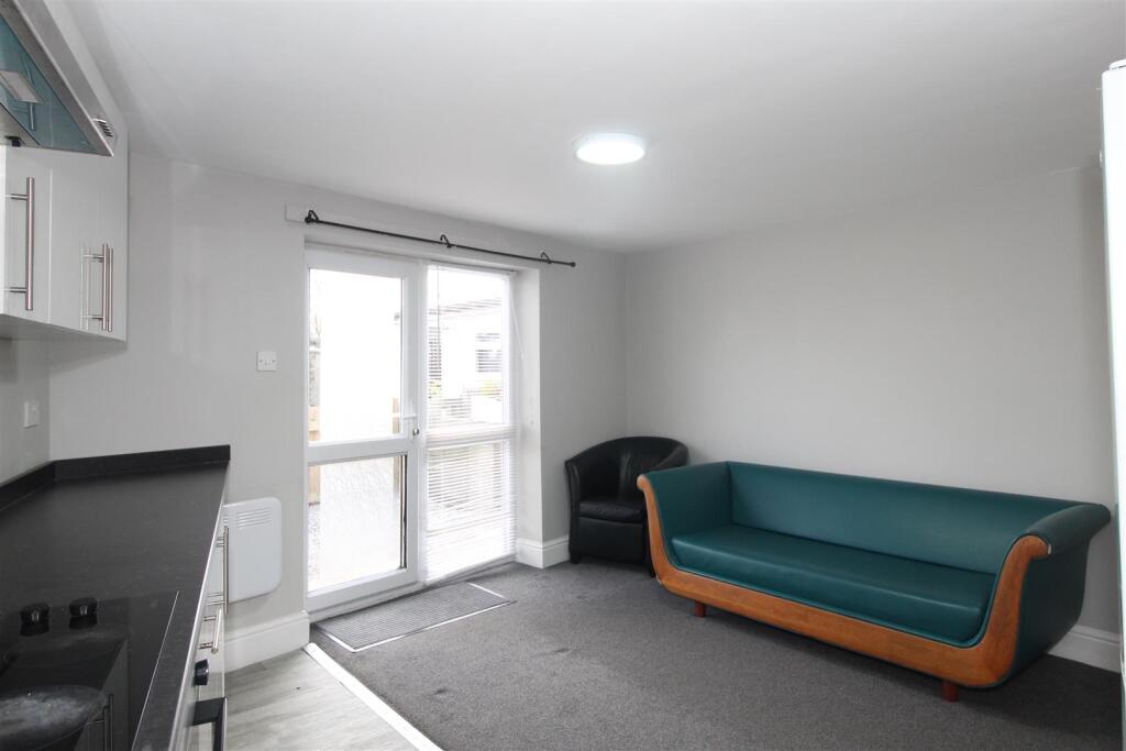 Additional property image - Monthermer Road, Roath