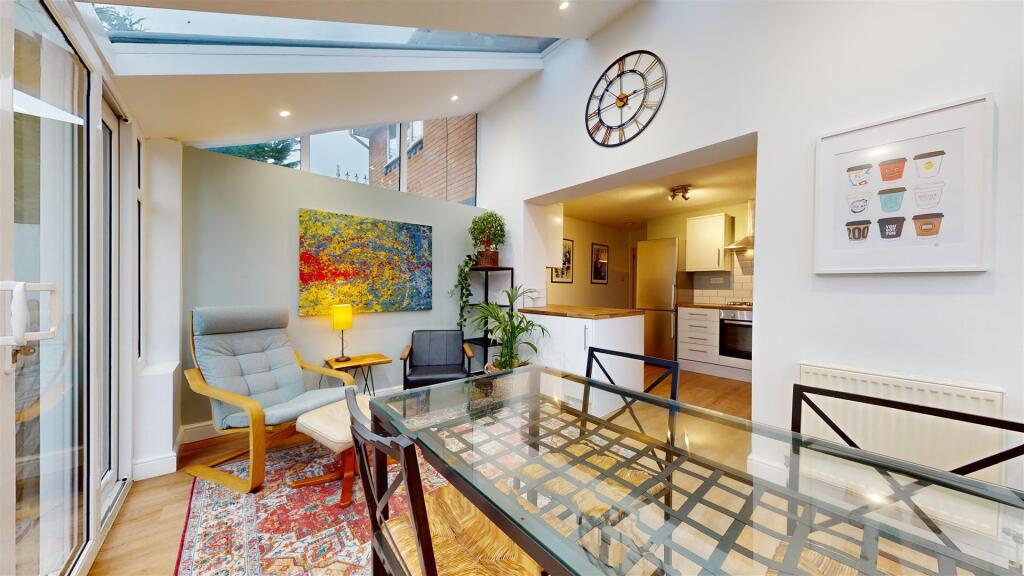 Additional property image - Birchwood Gardens, Whitchurch , Cardiff CF14 1HZ