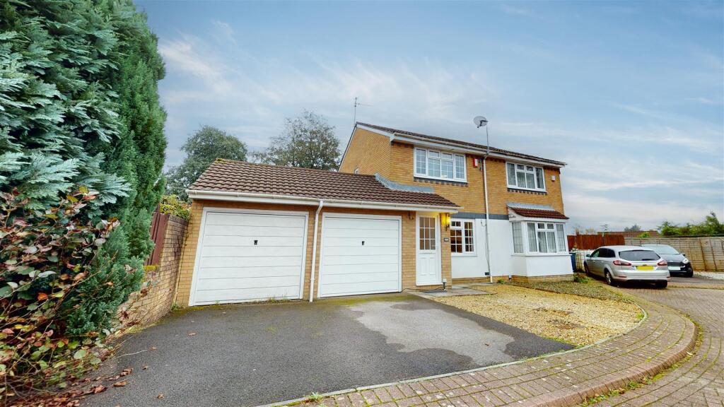 Additional property image - Birchwood Gardens, Whitchurch , Cardiff CF14 1HZ