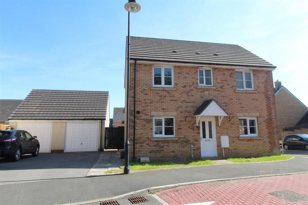 Main image of property: Maes Y Cadno,  Parc Derwen, Coity, Bridgend, CF35 6DF