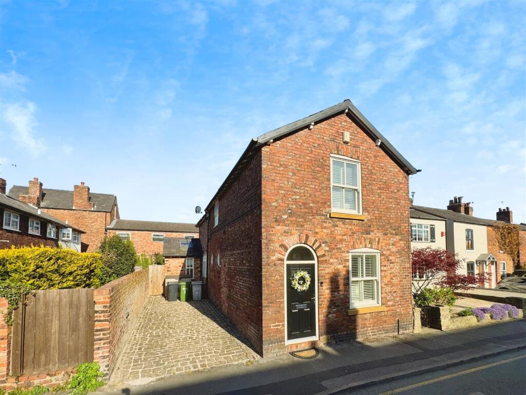 Main image of property: South Oak Lane, Wilmslow