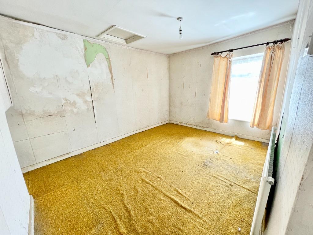 3 bedroom semidetached house for sale in Heolgerrig Road, Merthyr