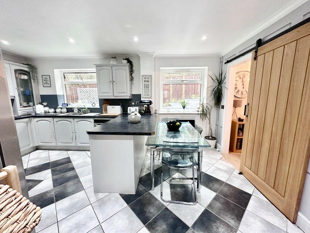 Additional property image - Woodland Drive, Aberfan, Merthyr Tydfil