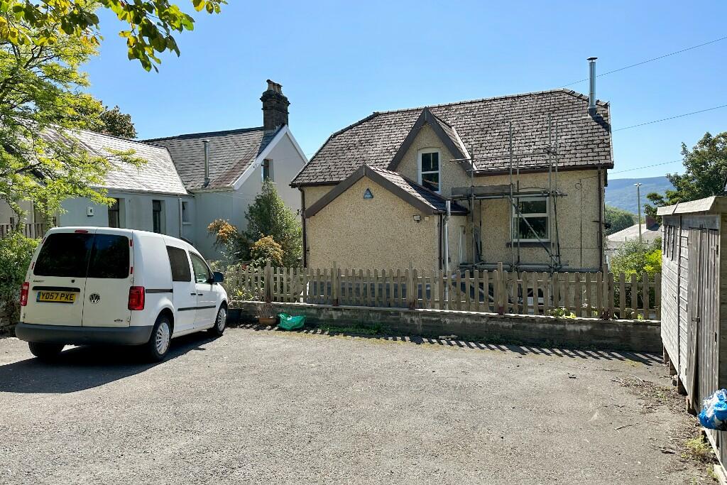 Additional property image - High Street, Merthyr Tydfil, South Glamorgan, Merthyr Tydfil (County of), CF47