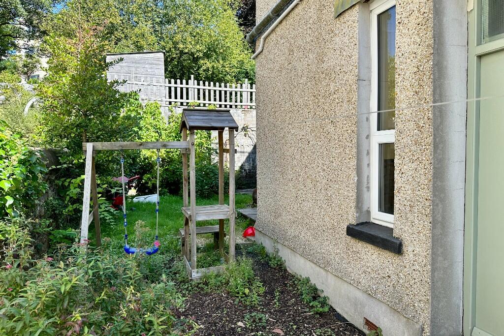 Additional property image - High Street, Merthyr Tydfil, South Glamorgan, Merthyr Tydfil (County of), CF47