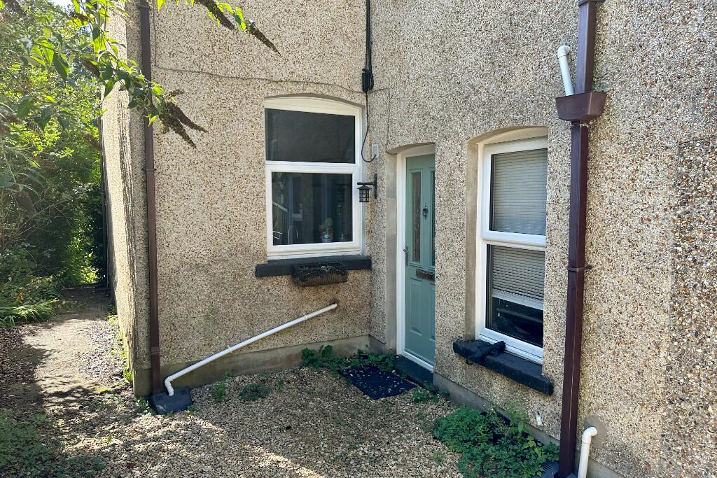 Additional property image - High Street, Merthyr Tydfil, South Glamorgan, Merthyr Tydfil (County of), CF47