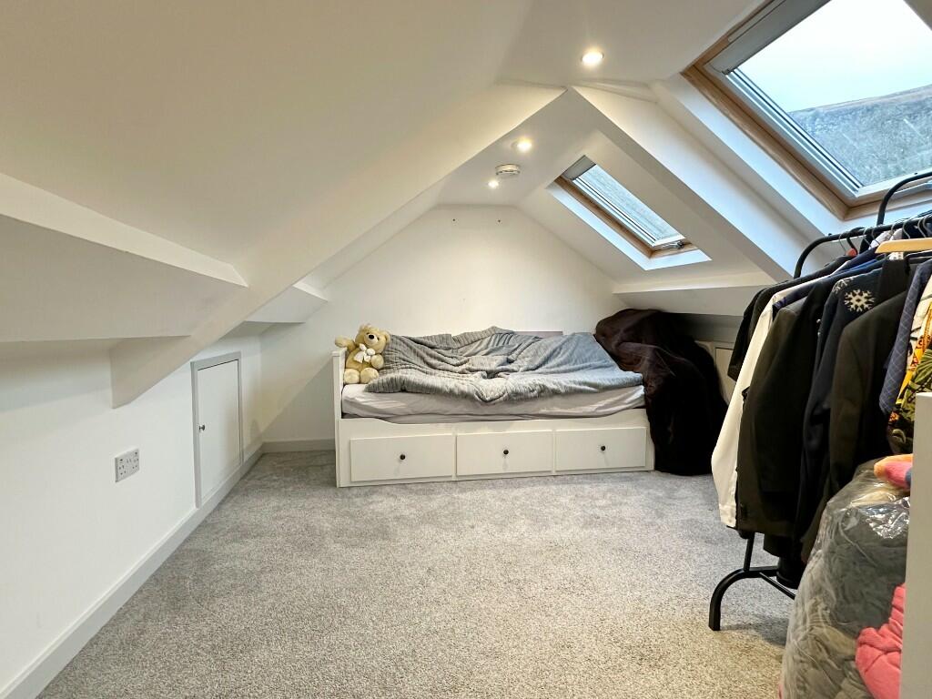 Additional property image - Oaklands, Troedyrhiw, Merthyr Tydfil, CF48 4LP
