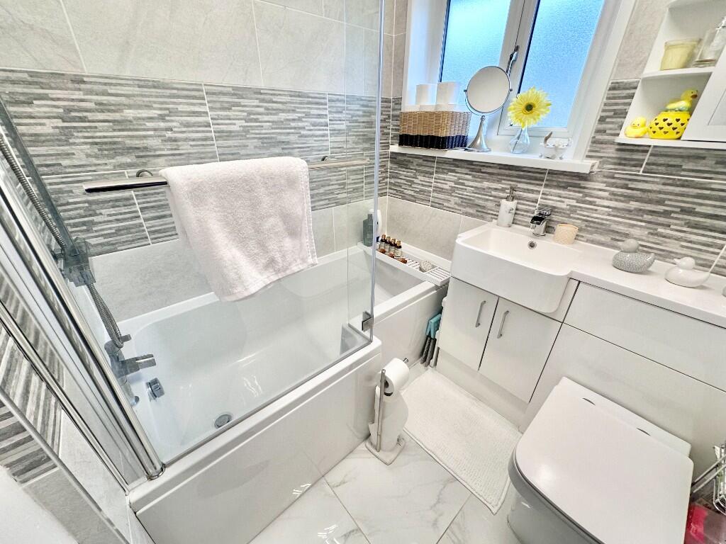 Additional property image - Maple Crescent, Trefechan, Merthyr Tydfil, CF48 2EH