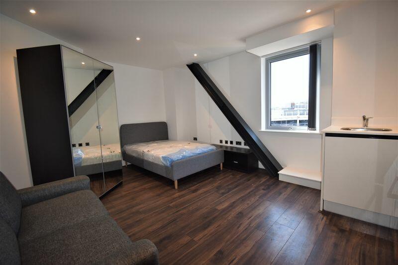 1 bedroom flat for rent in 4th Floor, Churchill Place, Churchill Way, Basingstoke, RG21