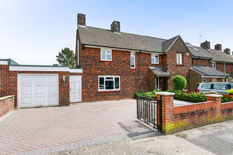 Main image of property: Shooters Way, South View, Basingstoke