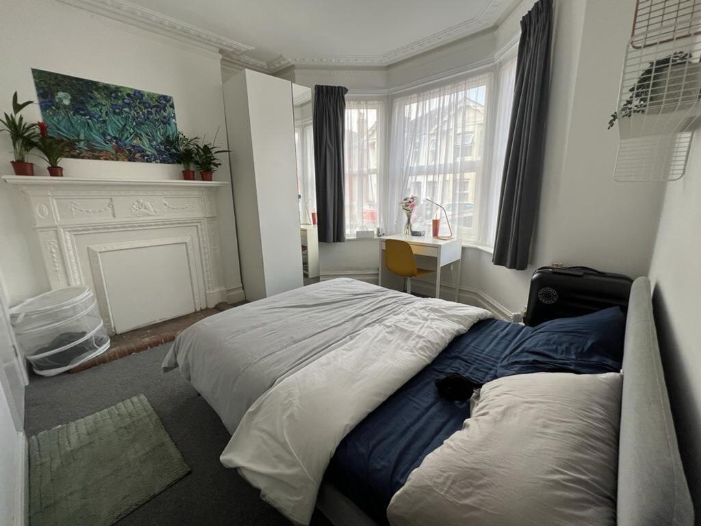 Main image of property: Woodcote Road, Southampton, SO17