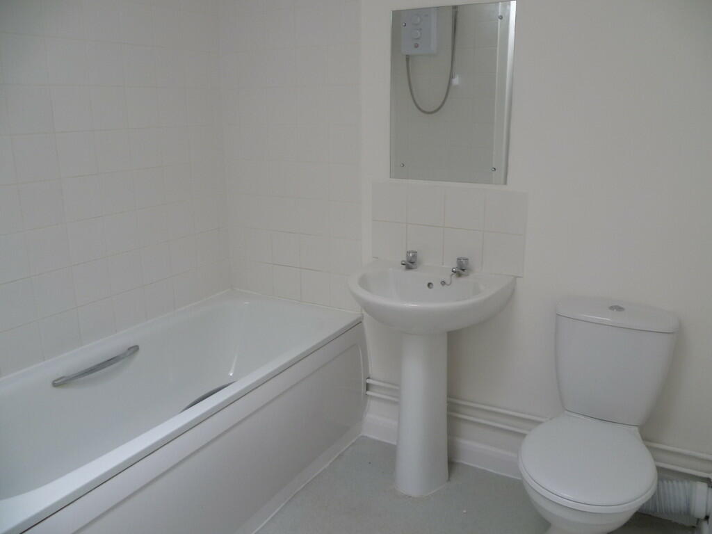 Additional property image - Three Horseshoes Walk, Warminster