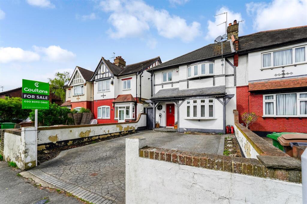 Main image of property: Larkshall Road, North Chingford, E4