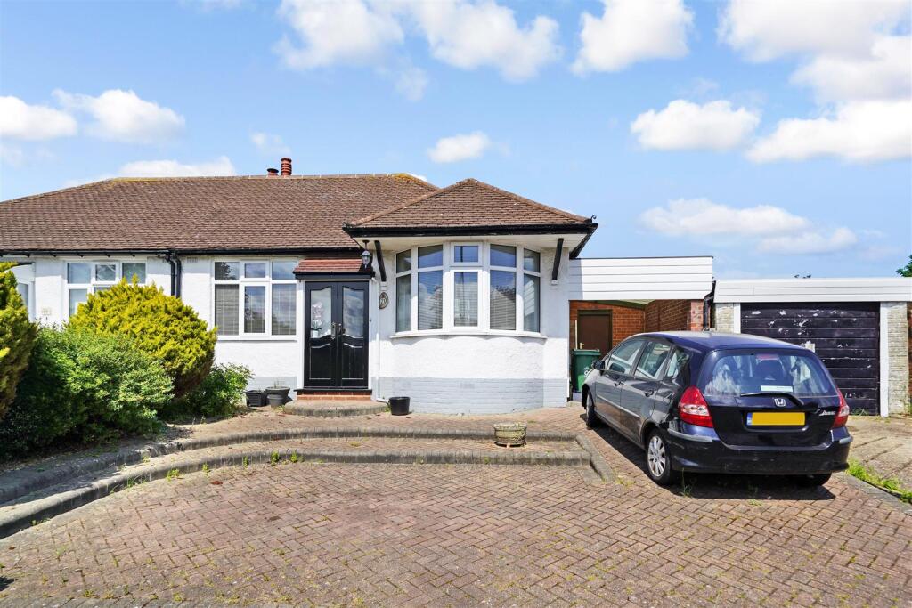 Main image of property: Valance Avenue, North Chingford, E4