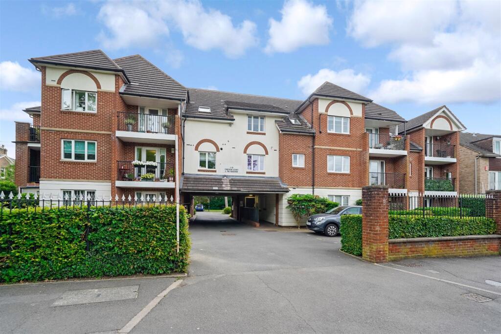 Main image of property: The Ridgeway, North Chingford, E4