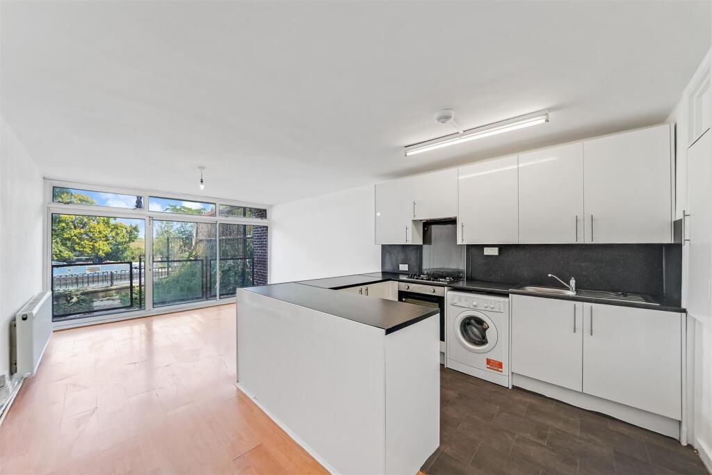 Main image of property: Grovelands Road, South Tottenham, N15