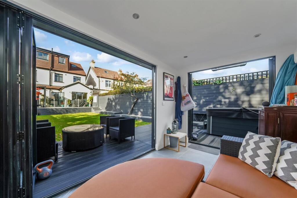 Main image of property: Eglington Road, North Chingford, E4