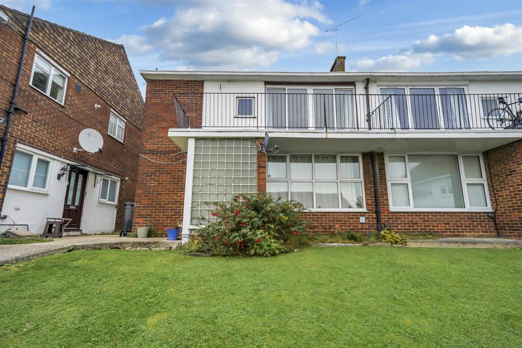 Main image of property: Top House Rise, North Chingford, E4