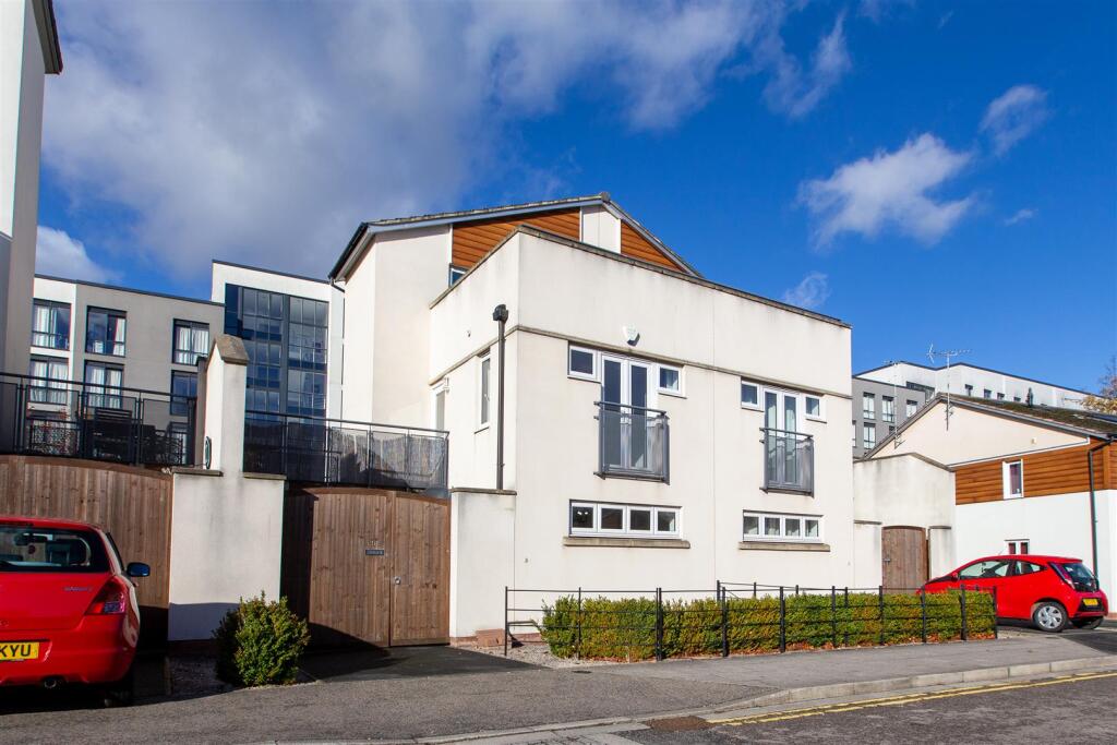 Main image of property: Watkin Road, Leicester, LE2