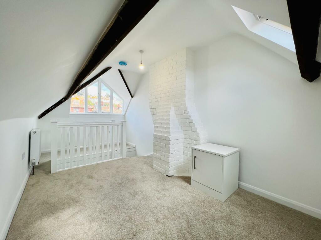 Additional property image - HYTHE