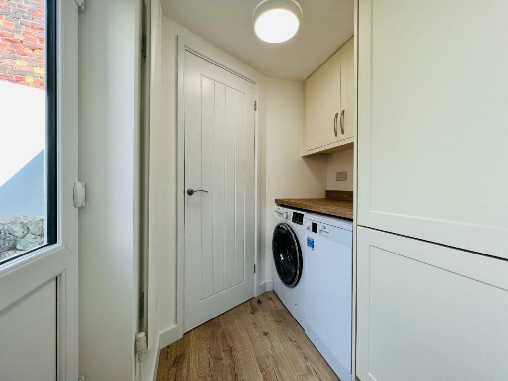 Additional property image - HYTHE
