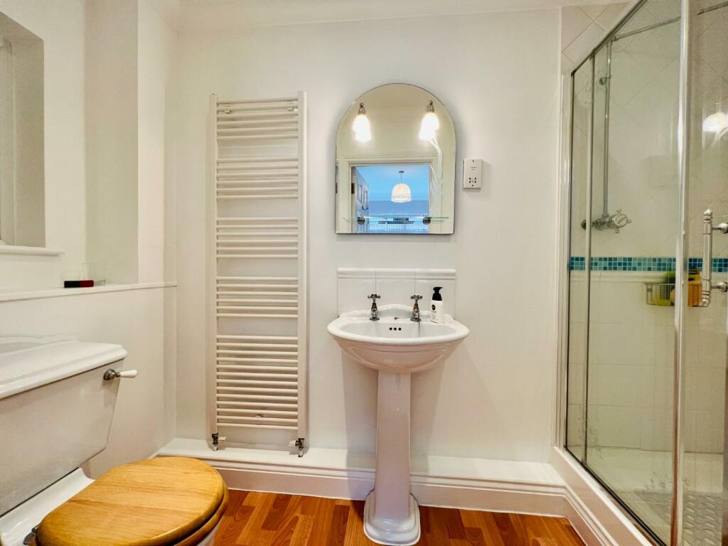 Additional property image - CLIFF ROAD, HYTHE