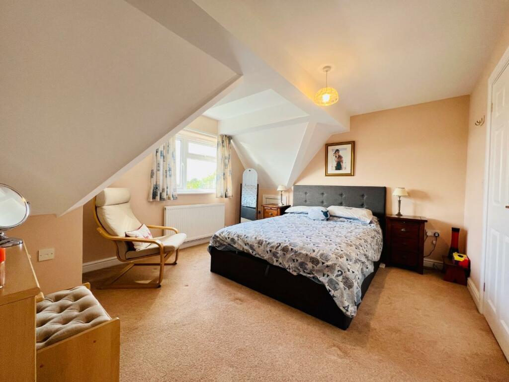 Additional property image - HYTHE