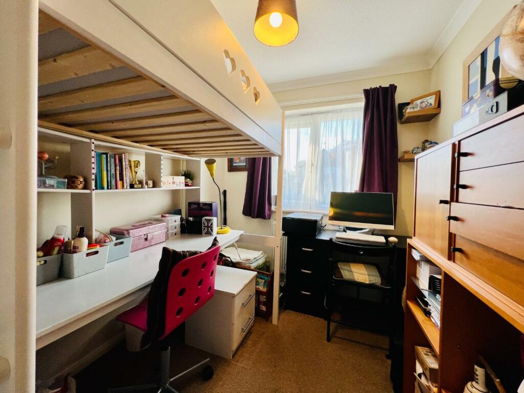 Additional property image - HYTHE