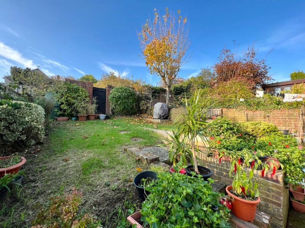 Additional property image - HYTHE