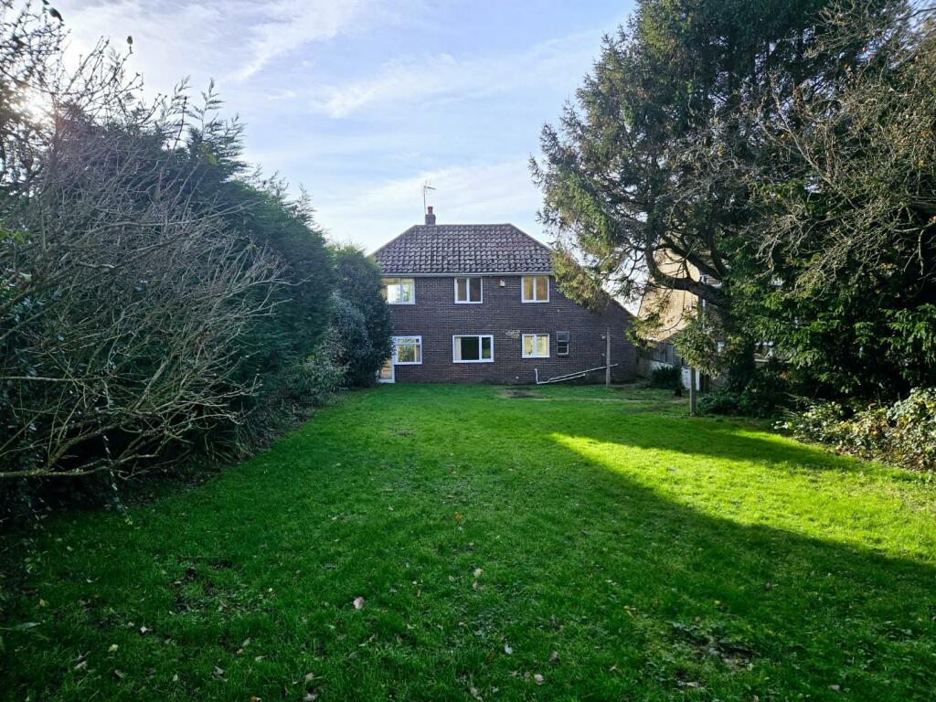 Additional property image - CLIFF ROAD, HYTHE