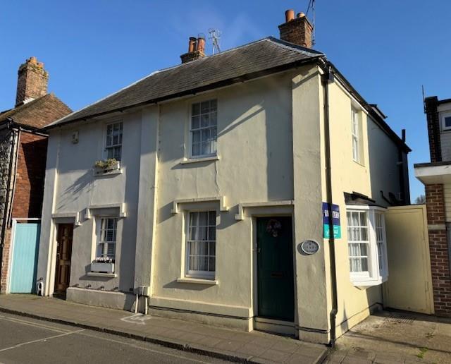 Main image of property: High Street, Hythe