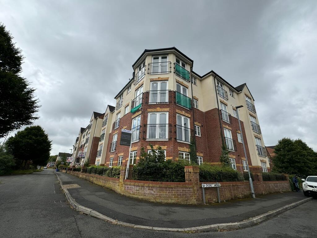 Main image of property: Flat 37, Sandycroft Avenue M22