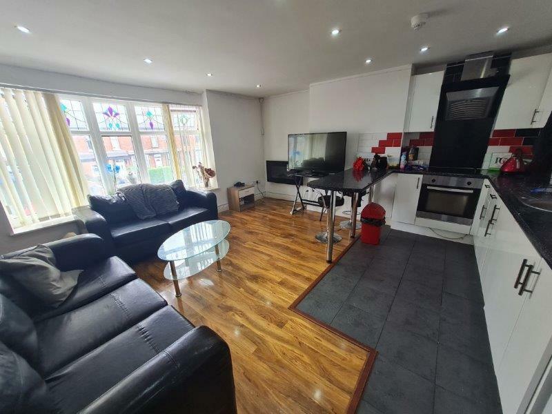 Main image of property: Mauldeth Road, Manchester, Greater Manchester, M14