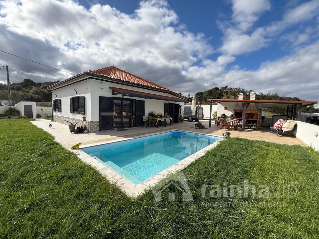 Main image of property: Alcoentre, Lisbon