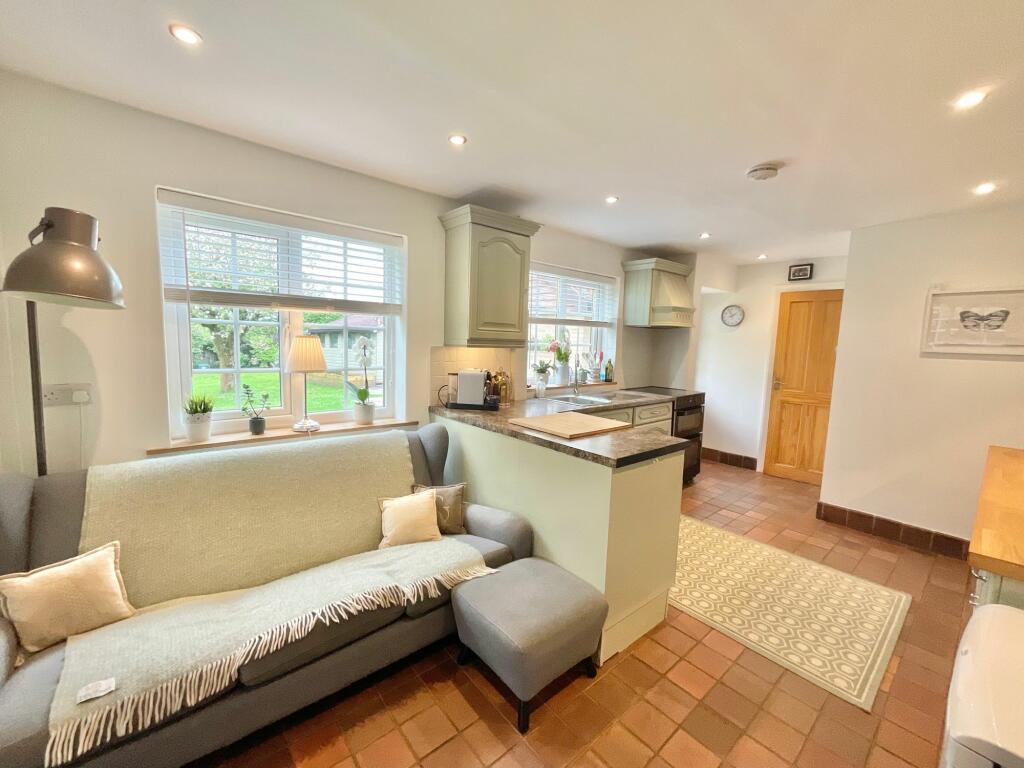 Additional property image - London Road, Stapeley, CW5