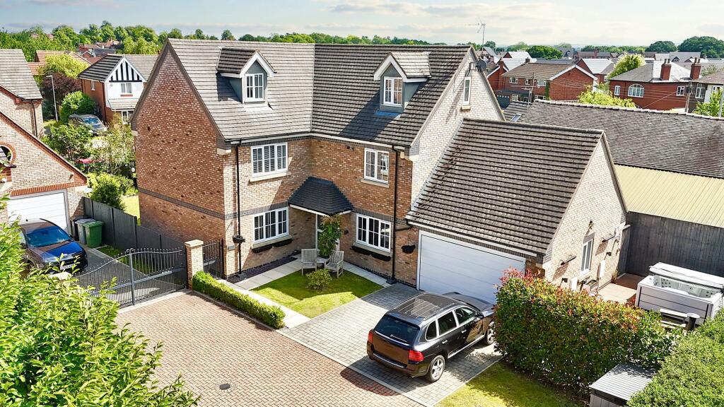 Main image of property: Main Road, Shavington, CW2