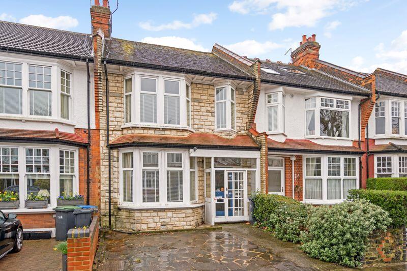 3 bedroom terraced house for sale in Oakfield Road, Southgate, London, N14