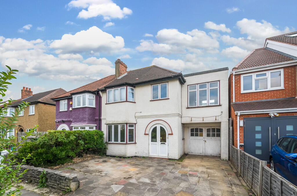 4 bedroom semi-detached house